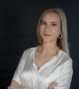 Mojca  Čas