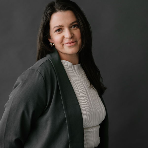 Ana Miketič