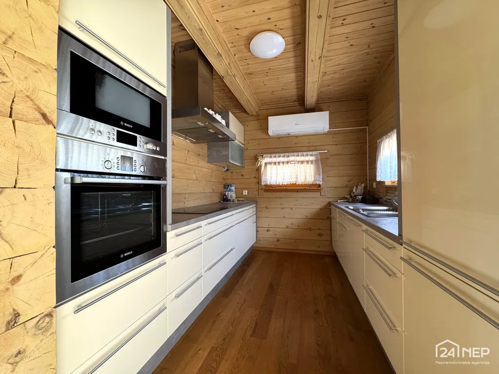 #2 - Finska hiša v Račah – kjer se sodobnost sreča z naravo