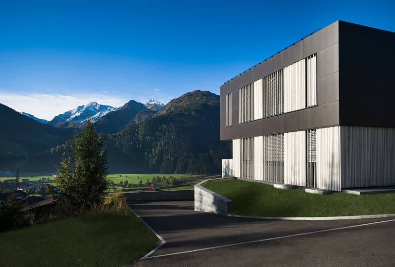 #4 - Vila v avstrijskih Alpah.