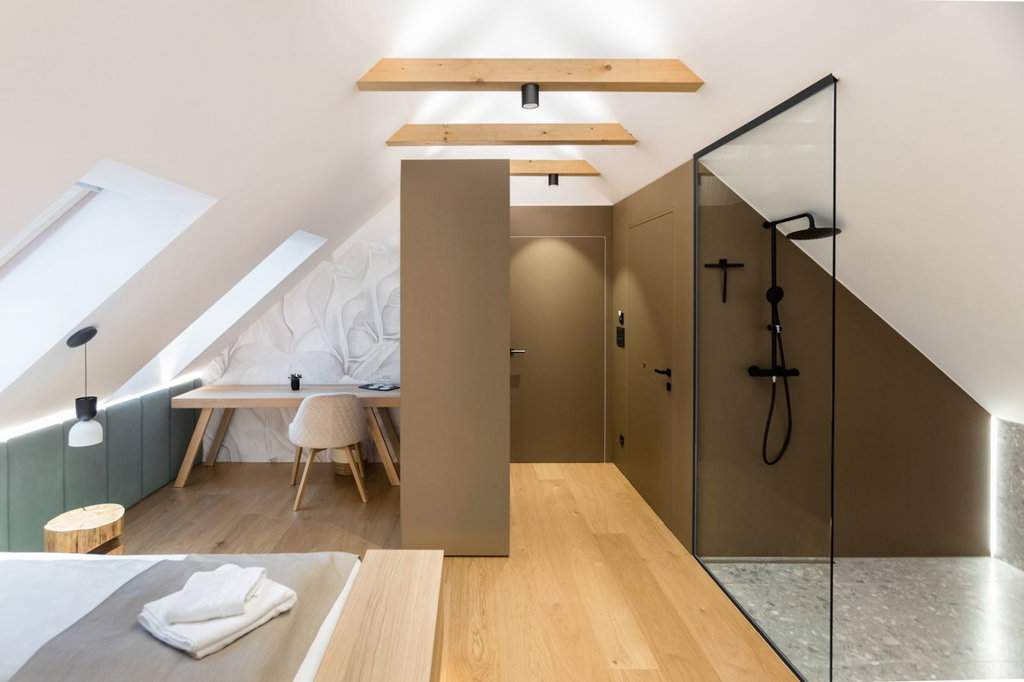 #2 - Kako štiristo let stara zidanica postane butični hotel z bazenom?