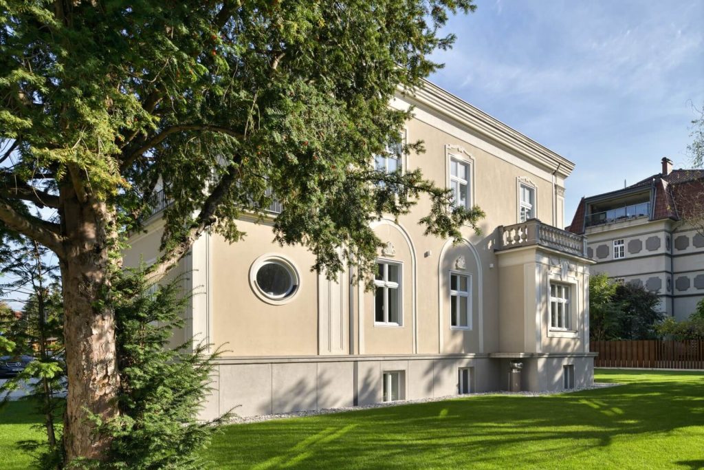 #6 - Oživljena klasicistična vila v Mariboru