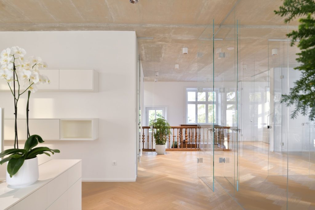 #5 - Oživljena klasicistična vila v Mariboru