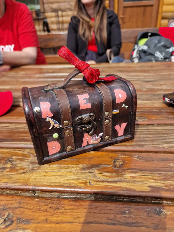 #4 - RED DAY: En pohod, veliko dobrega dela