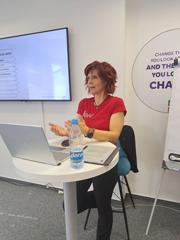 #10 - IGNITE 2.0 ENERGIČNI TRENINGI 20 SEJ #10 - IGNITE 2.0 ENERGIČNI TRENINGI 20 SEJ