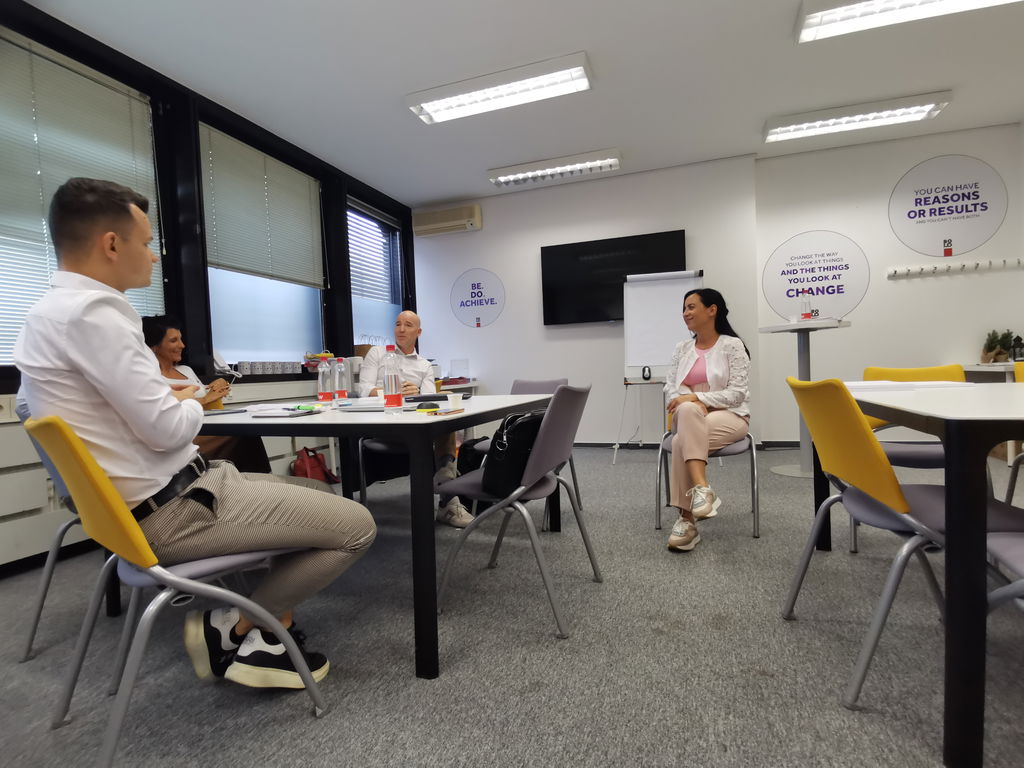 #6 - Onboarding dan za nove nepremičninske agente #6 - Onboarding dan za nove nepremičninske agente