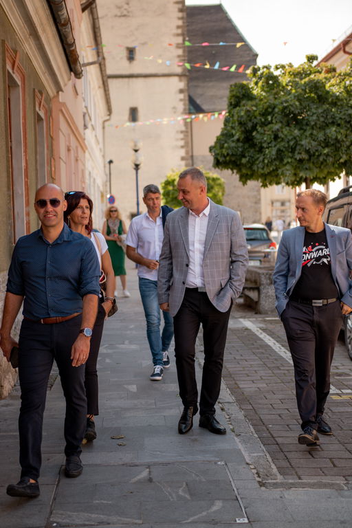 #16 - Otvorili smo nov nepremičninski center SLOVENJ GRADEC