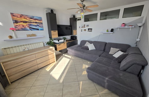 Obalno - kraška, Koper, Prisoje, Prodaja, Stanovanje, 3-sobno, 57.2 m<sup>2</sup>, 1981