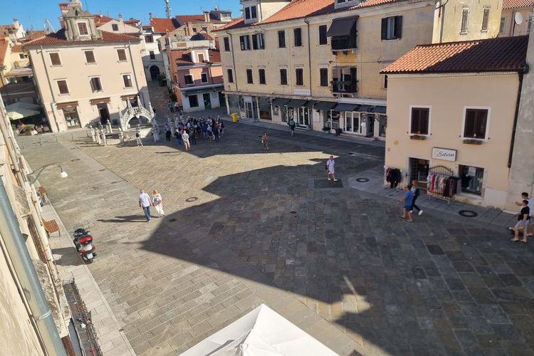 Ubicación: Obalno - kraška, Koper, Center