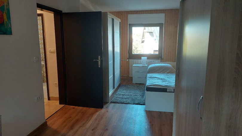 Lokacija: Ljubljana mesto, Bežigrad, Stožice