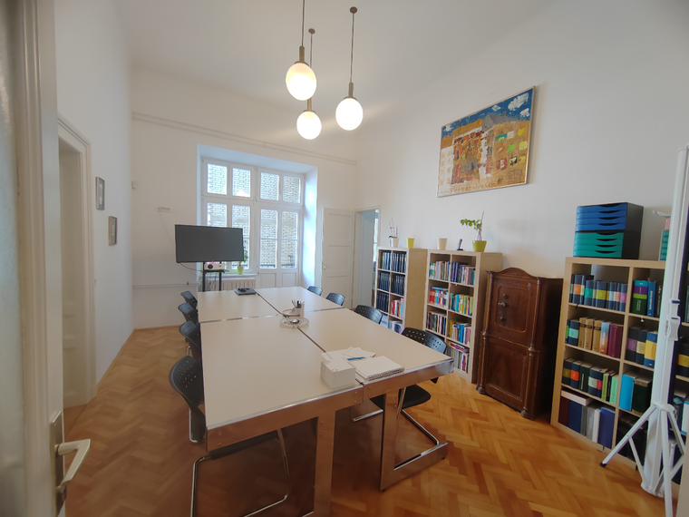 Lokacija: Ljubljana mesto, Center, Center