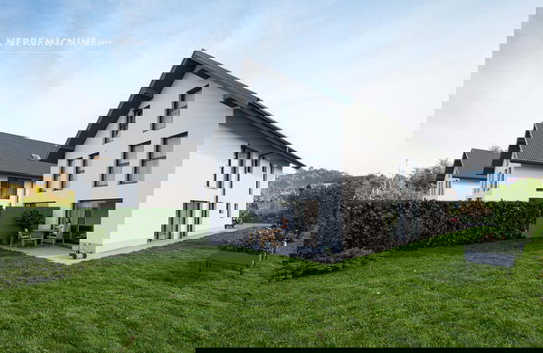 Lokacija: Ljubljana okolica, Medvode, Zbilje