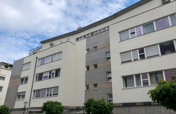 Lokacija: Ljubljana mesto, Bežigrad, Zupančičeva jama