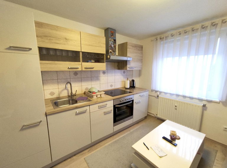 Lokacija: Ljubljana mesto, Šiška, Zg. Šiška
