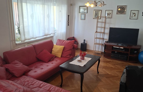 Lokacija: Ljubljana mesto, Šiška, Zg. Šiška