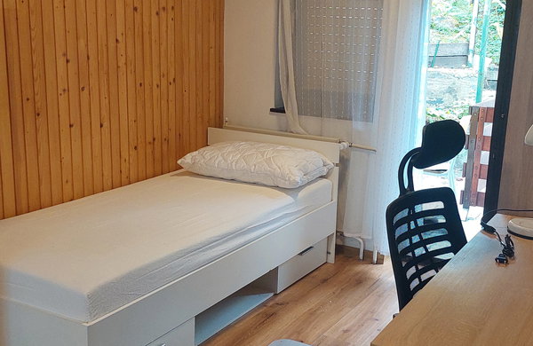 Lokacija: Ljubljana mesto, Bežigrad, Stožice