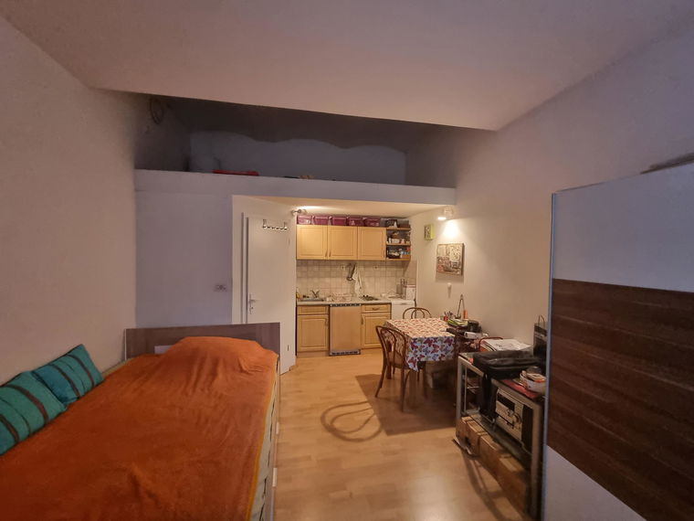 Lokacija: Ljubljana mesto, Center, Vodmat