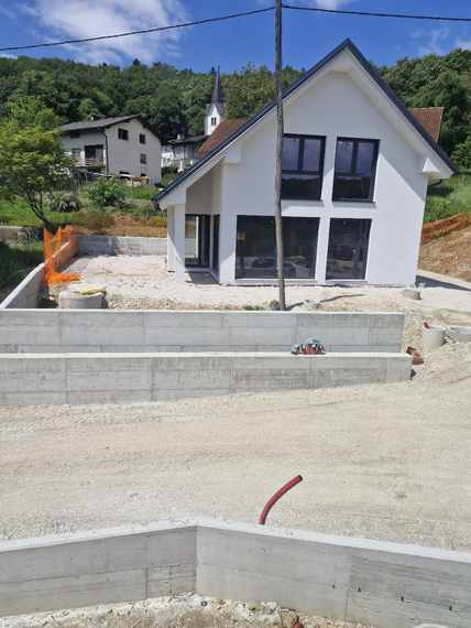 Lokacija: Ljubljana okolica, Škofljica, Škofljica