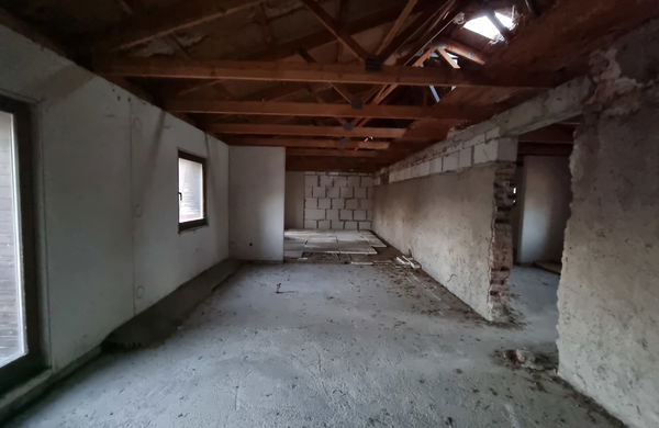 Lokacija: Zasavska, Trbovlje, Trbovlje