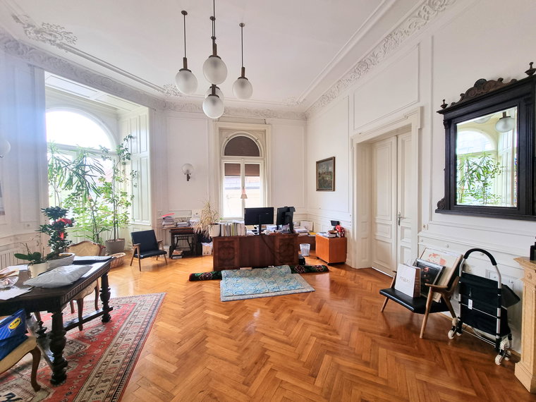 Lokacija: Ljubljana mesto, Center, Center