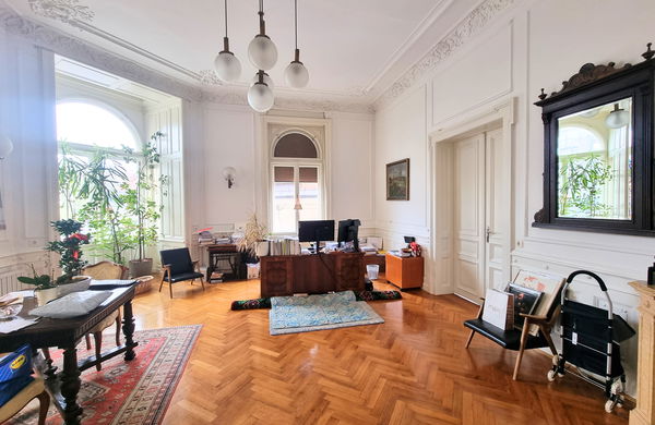 Lokacija: Ljubljana mesto, Center, Center