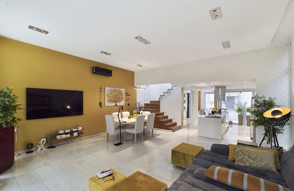 Lokacija: Ljubljana okolica, Medvode, Zbilje