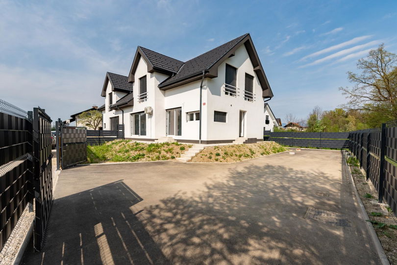 Lokacija: Ljubljana okolica, Komenda, Komenda