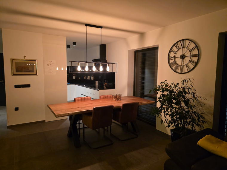 Lokacija: Ljubljana okolica, Domžale, Domžale