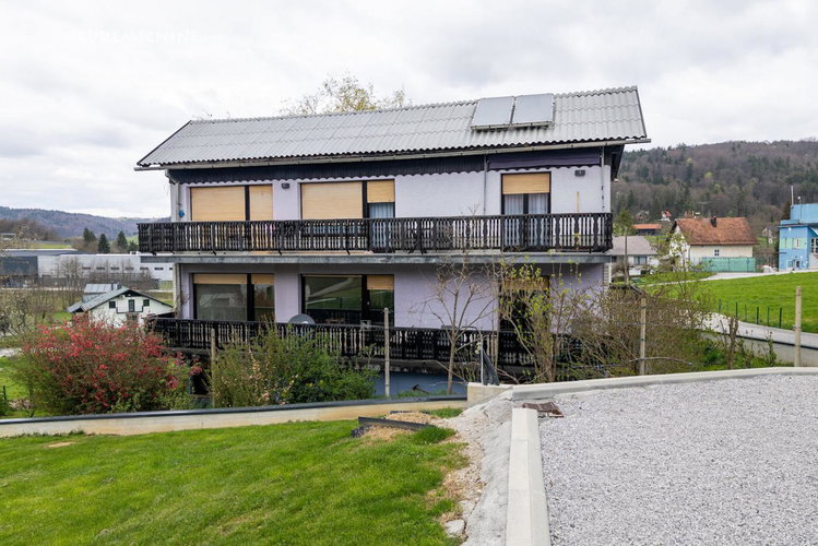 Location: Lubiana periferia, Ivančna Gorica, Grintovec