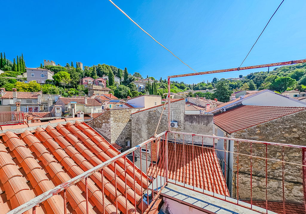 Location: Coastal-Karst, Piran, Center