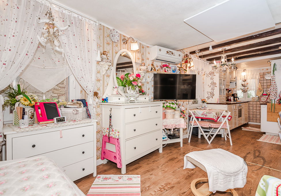 Location: Coastal-Karst, Piran, Center