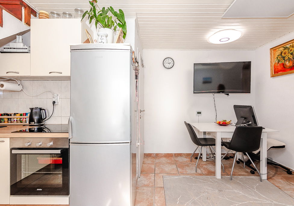 Location: Coastal-Karst, Piran, Center