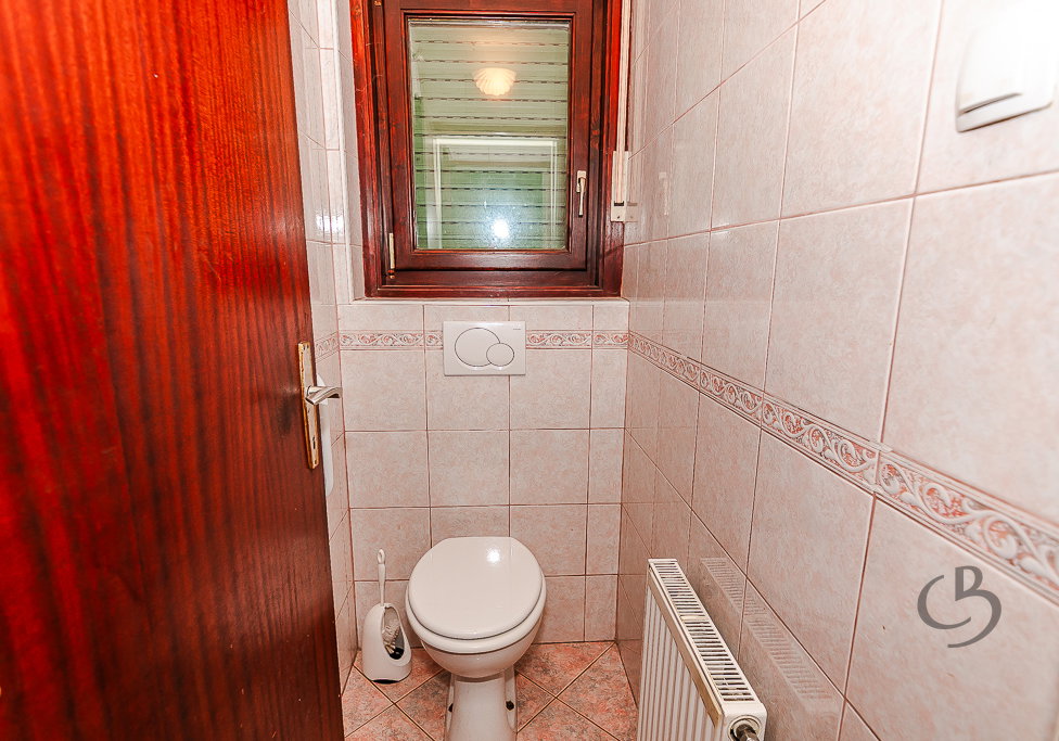 Lokacija: Ljubljana okolica, Dobrova - Polhov Gradec, Šentjošt nad Horjulom