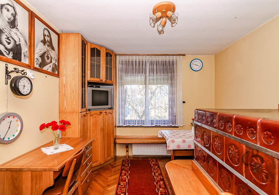 Lokacija: Ljubljana okolica, Dobrova - Polhov Gradec, Šentjošt nad Horjulom