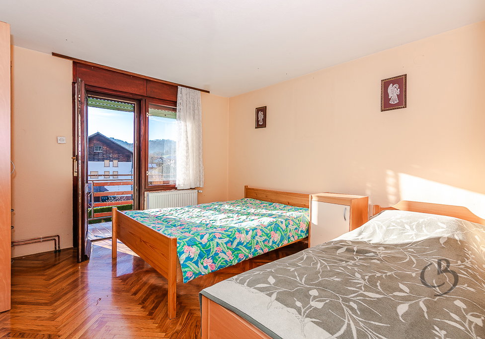 Location: Ljubljana okolica, Dobrova - Polhov Gradec, Šentjošt nad Horjulom