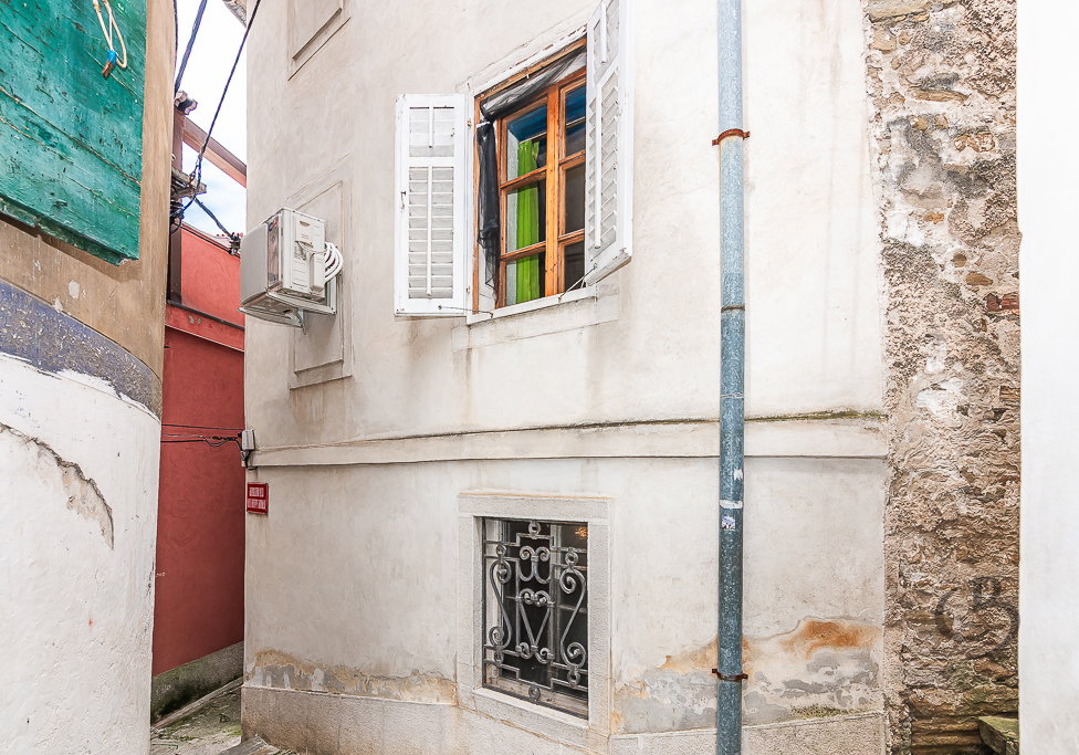 Location: Obalno - kraška, Piran, Center