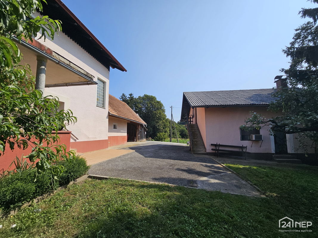 Lokacija: Podravska, Duplek, Dvorjane