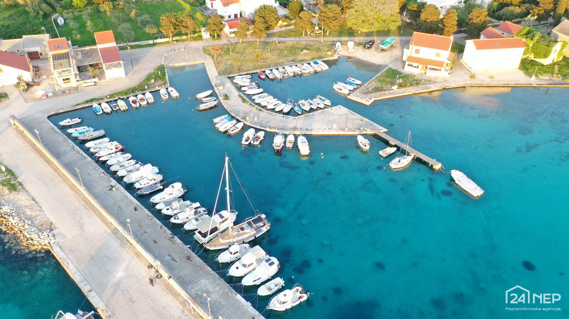 Lokacija: Hrvaška, Zadarska županija, Zadar-okolica, Olib