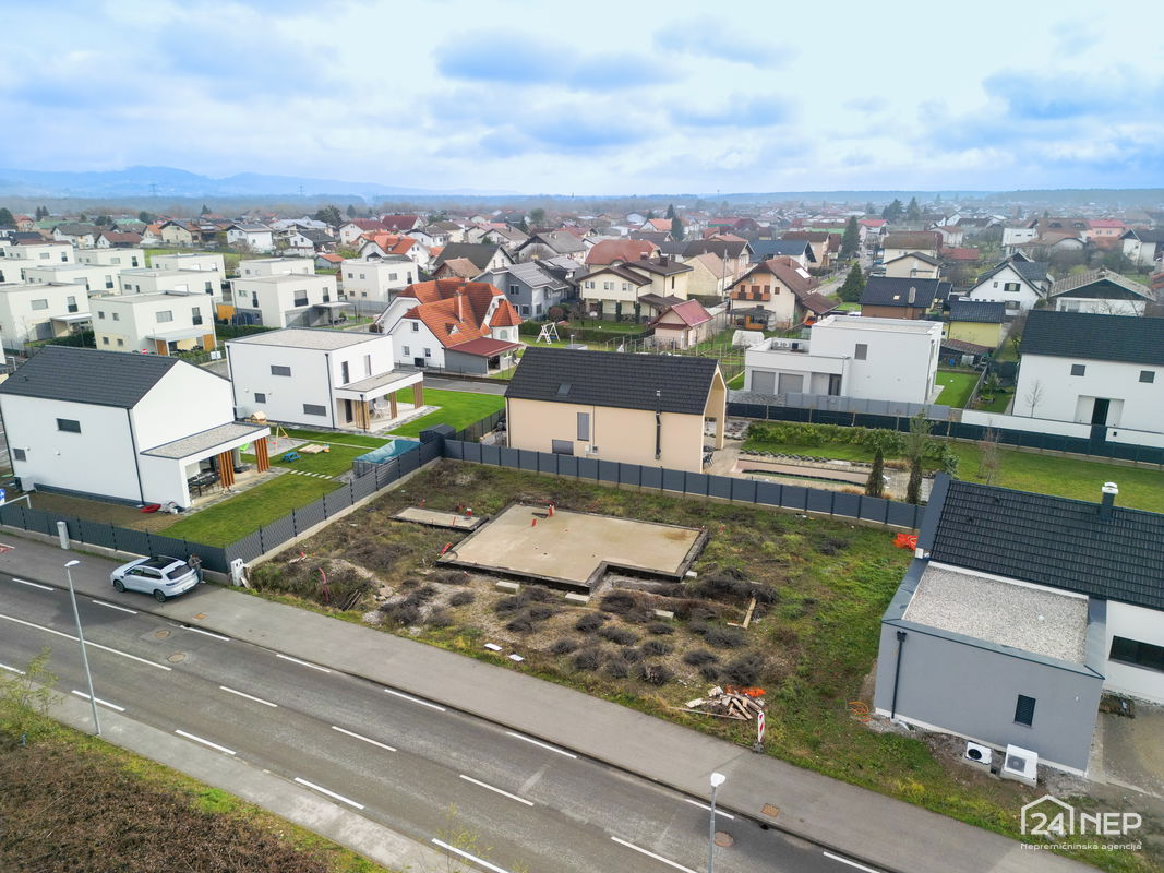 Lokacija: Podravska, Miklavž na Dravskem polju, Miklavž na Dravskem Polju