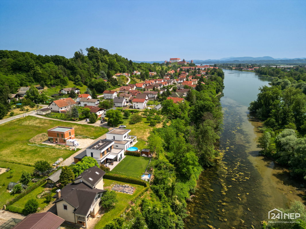 Lokacija: Podravska, Ptuj, Mestni vrh