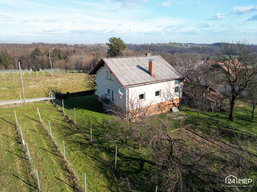 Lokacija: Pomurska, Sveti Jurij ob Ščavnici, Rožički Vrh