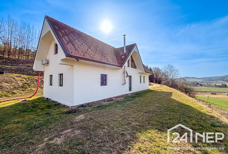 Lokacija: Podravska, Pesnica, Pesniški dvor