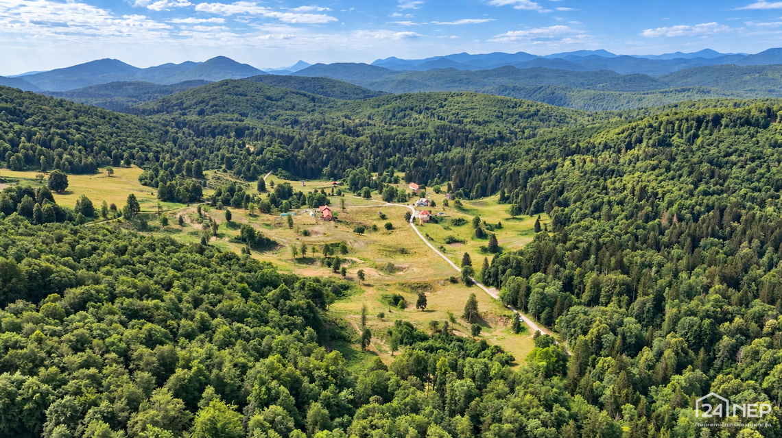 Lokacija: Jugovzhodna Slovenija, Kočevje, Podlesje