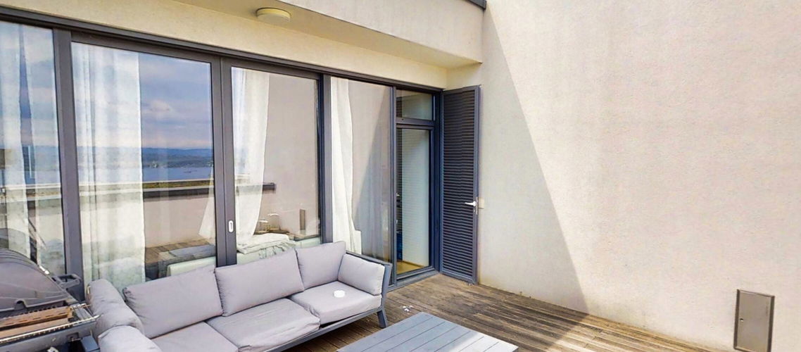 Location: Coastal-Karst, Koper, Markovec