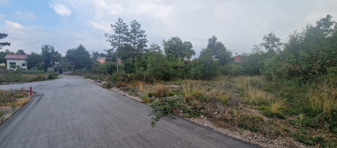 Lokacija: Obalno - kraška, Sežana, Križ
