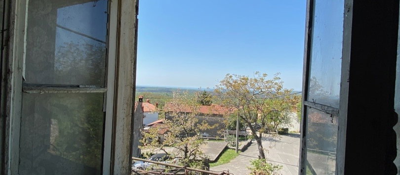 Lokacija: Goriška, Miren - Kostanjevica, Kostanjevica na Krasu