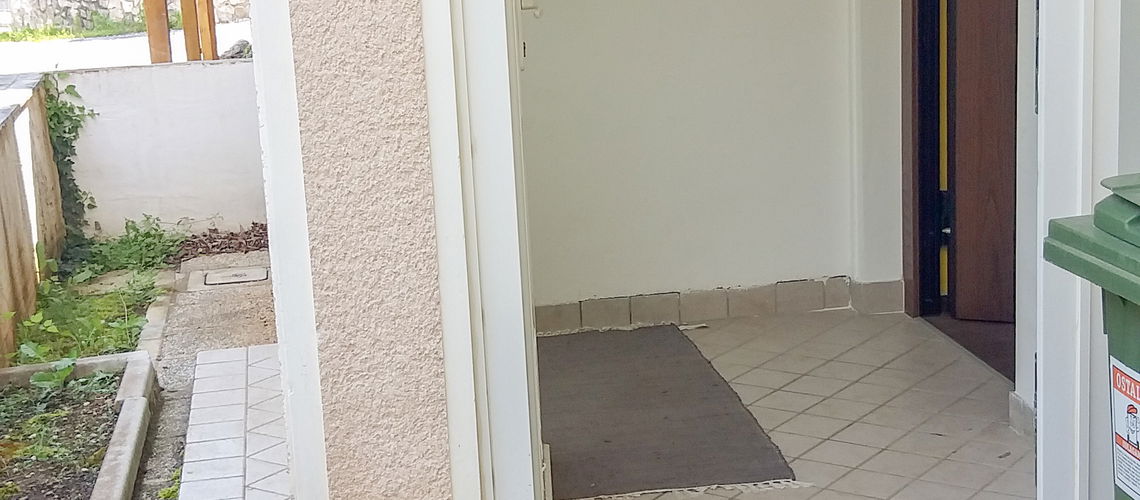 Lokacija: Obalno - kraška, Divača, Divača