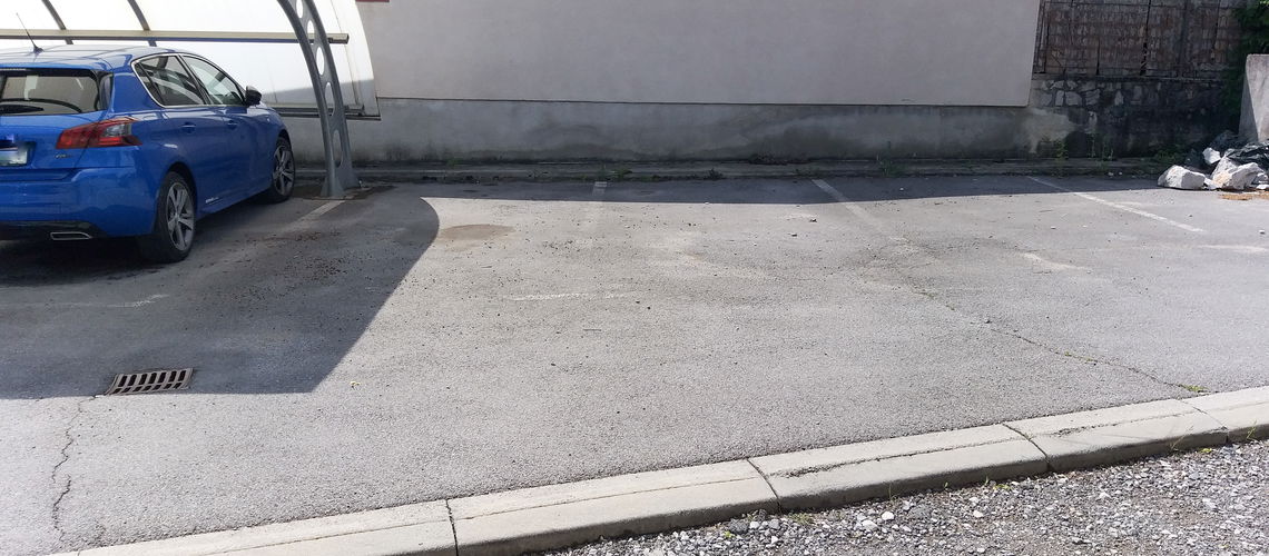Lokacija: Obalno - kraška, Divača, Divača