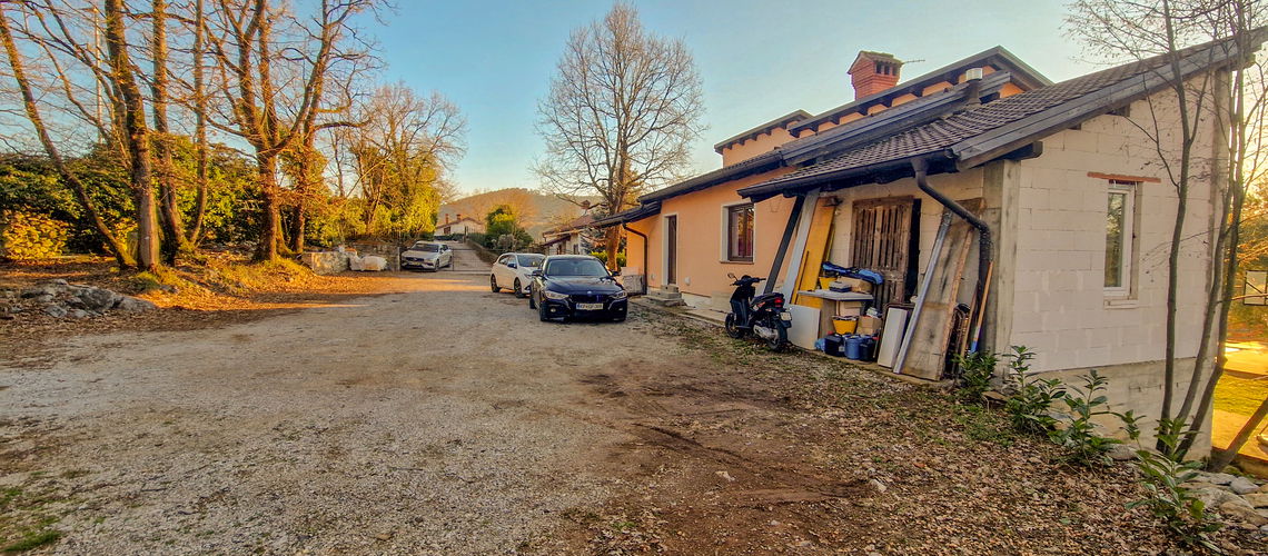 Lokacija: Obalno - kraška, Sežana, Šmarje pri Sežani
