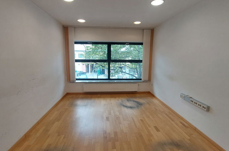 Lokacija: Obalno - kraška, Sežana, Sežana